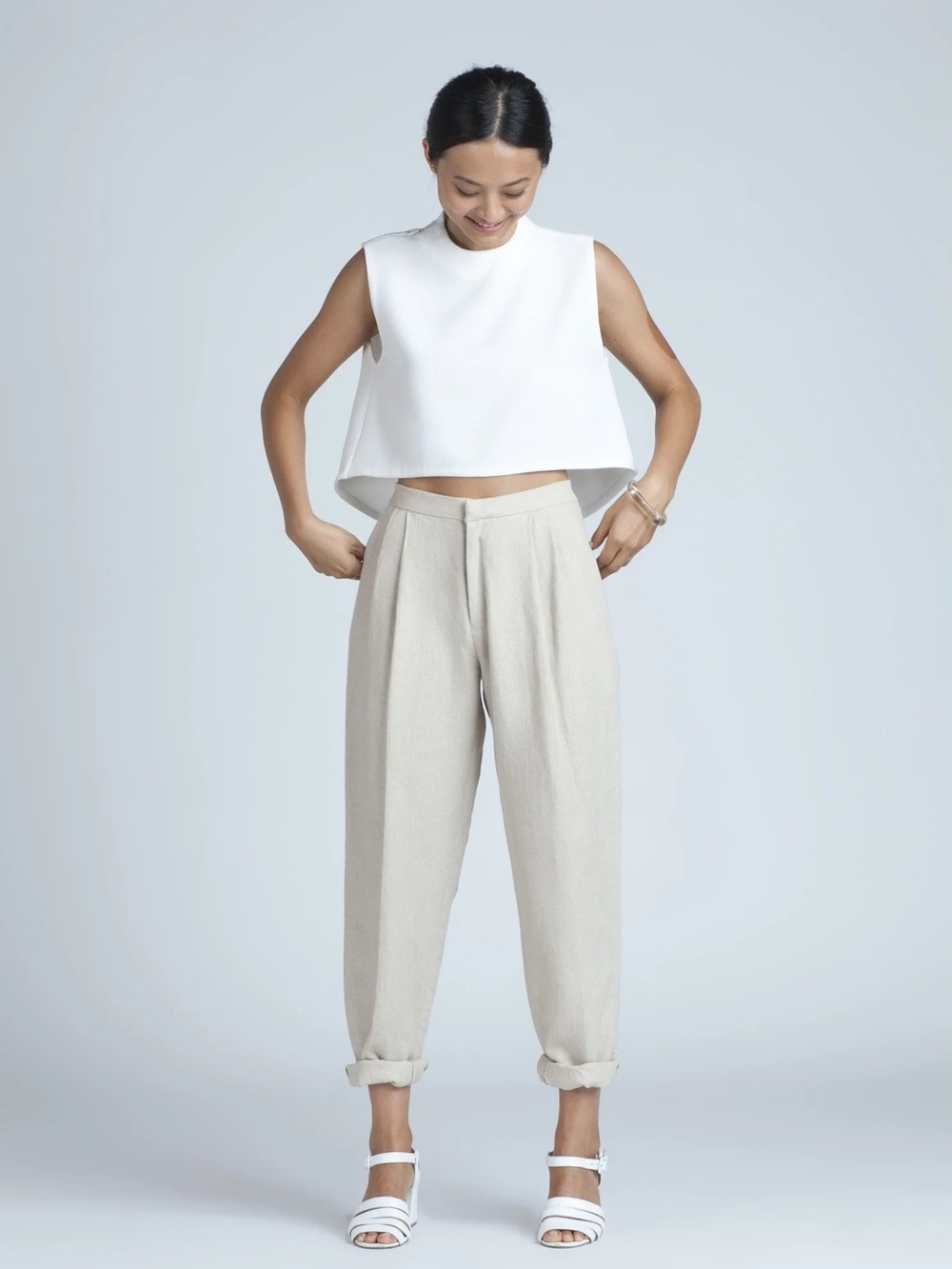 Kaarem Wind Chime Raised Collar Cropped Top White Chuông Gió Large NWT! $145